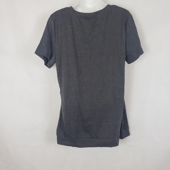 Gray Short-Sleeve Crew Neck Side Button T-Shirt lg - Picture 5 of 7